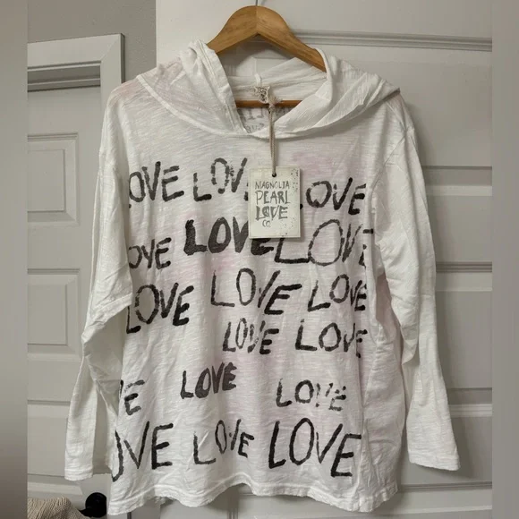 NWT Magnolia Pearl White Love Amor Graphic Hoodie - Picture 1 of 3